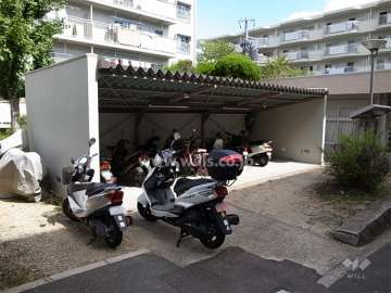 バイク置き場