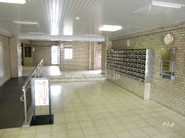 エントランスホール