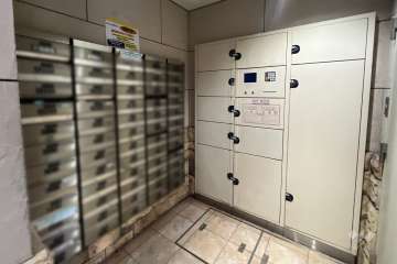 宅配ボックスと共用ポスト