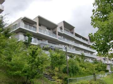 ルネサンクタスナシオンヒルズD2棟の外観（西側から）