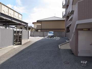 敷地内駐車場（屋外機械式）