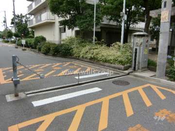 駐車場入り口