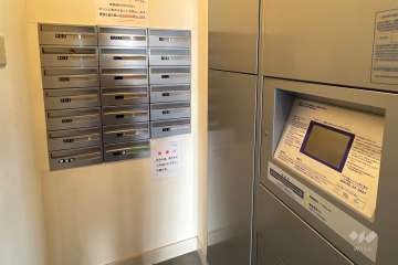 宅配ボックスと共用ポスト