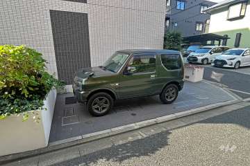 敷地内駐車場（屋外平面式）