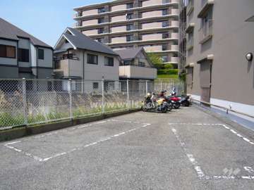 敷地内平面駐車場
