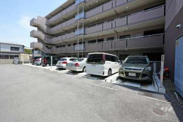 敷地内駐車場（屋外機械式）
