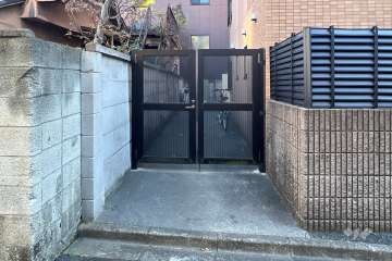 駐輪場の出入り口