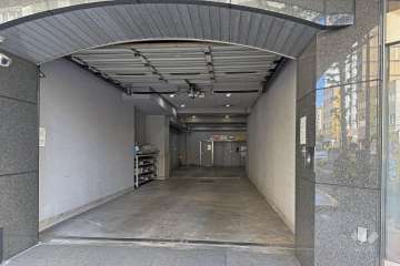 敷地内駐車場（屋内機械式）