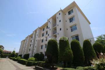 上田東町住宅3号棟の外観（北西側から）