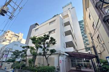湯島永谷マンションの外観（北西側から）