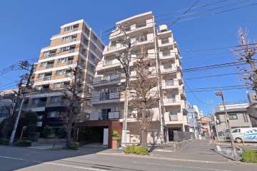 リレント白山の外観（南東側から）