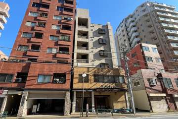 フジメゾン千駄木の外観（北西側から）