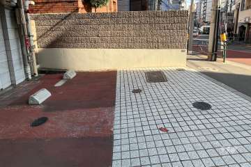 敷地内駐車場（屋外平面式）