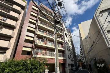 カルム本郷の外観（南西側から）.