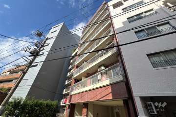 カルム本郷の外観（南側から）.