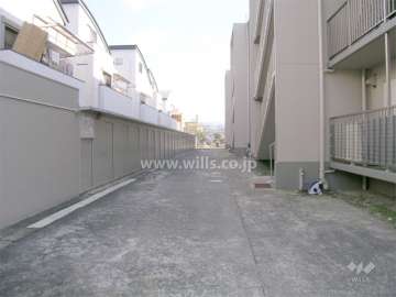 敷地北側の通路部分