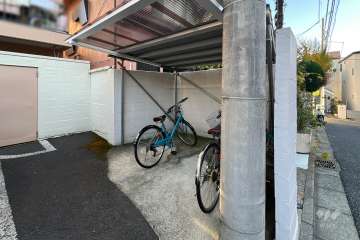 駐輪場・バイク置場　