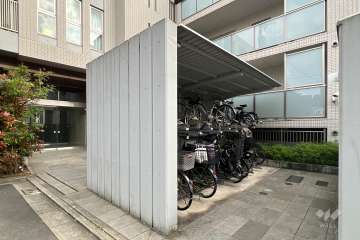 駐輪場（屋根あり）