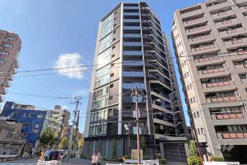 プラウド文京千駄木の外観（北東側から）