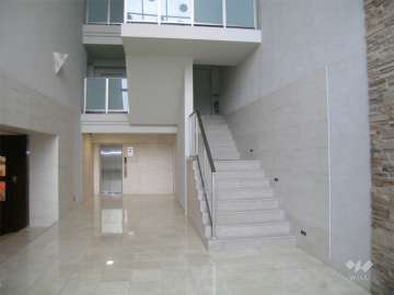 吹抜けのエントランスホール