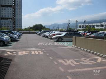 ２階駐車場