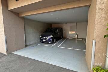 敷地内駐車場（屋内平面式）