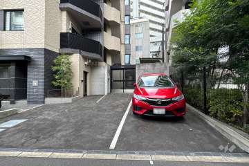 敷地内駐車場（屋外平面式）