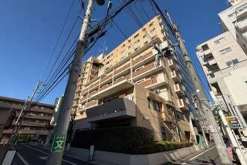 シーアイマンション立教前の外観（南東側から）