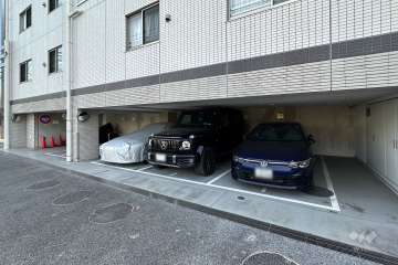 敷地内駐車場（屋内平面式）