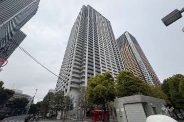 エアライズタワーの外観（南東側から）