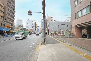 敷地南東側の前面道路　