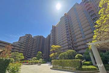 シスナブ池袋本町の外観（北側から）