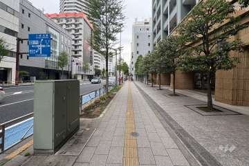 敷地南西側の前面道路