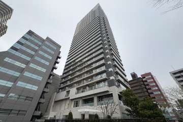 パークタワー池袋イーストプレイスの外観（南東側から）