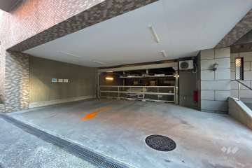 敷地内駐車場（屋内機械式）