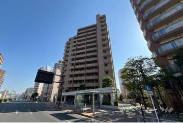 コスモ巣鴨シティフォルムの外観（北側から）