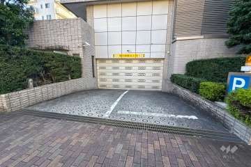 駐車場の出入り口