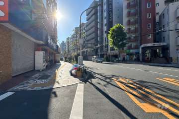 敷地南西側の前面道路