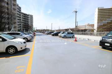 敷地内駐車場(屋外平面式)