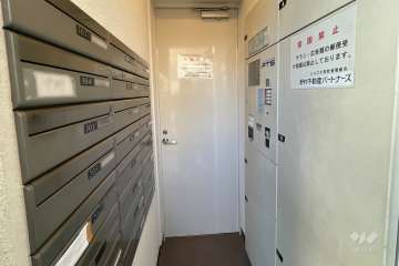 宅配ボックスと共用ポスト
