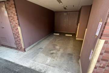 敷地内駐車場（屋内平面式）