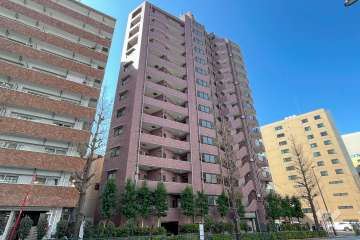 ライオンズマンション目白の外観（南東側から）