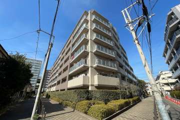 レーベンハイム池袋本町ルクサージュの外観（南東側から）