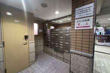 エントランスホール