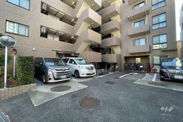 敷地内駐車場（屋外平面式）