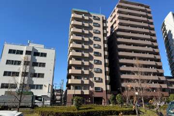 カーサ要町の外観（南東側から）