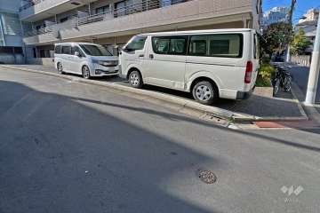 敷地内駐車場（屋外平面式）