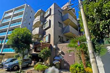 レーベンハイム大塚の外観（北東側から）.
