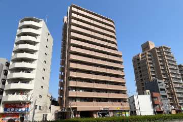 レヂオンス巣鴨の外観（南西側から）