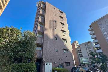 菱和パレス立教大前の外観（北西側から）